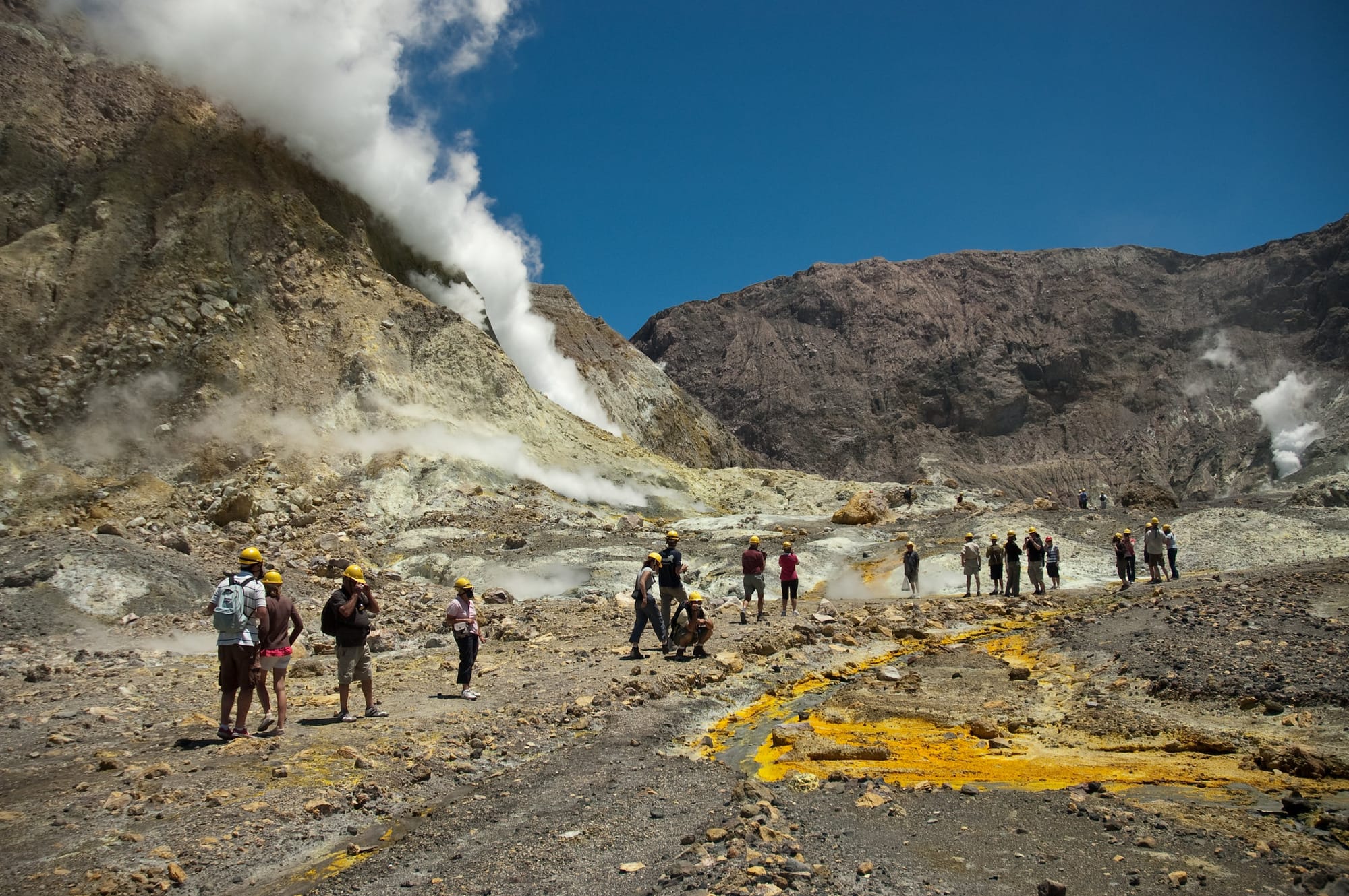 A tale of two volcanic tourist destinations